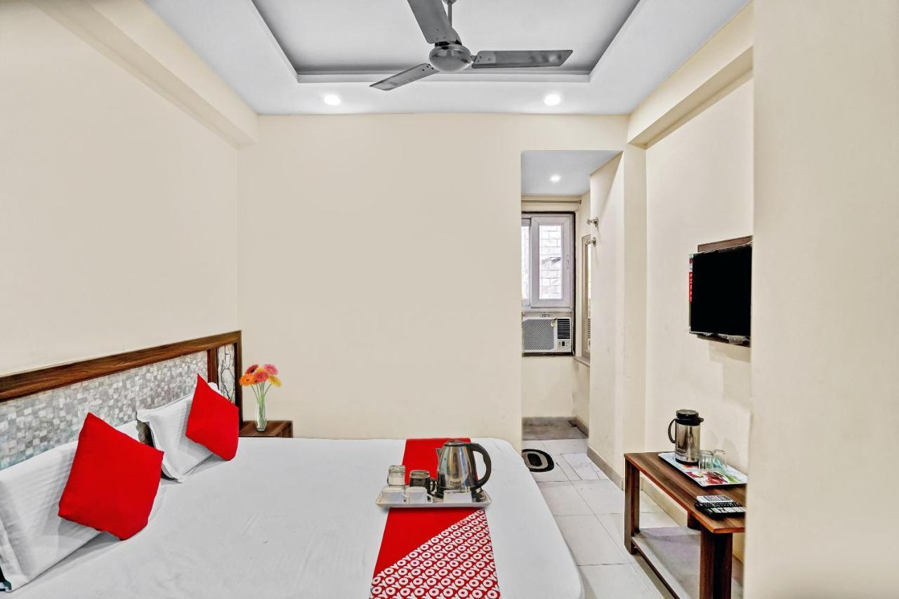 Oyo 88326 Hotel Cloud 9 Nuova Delhi Esterno foto